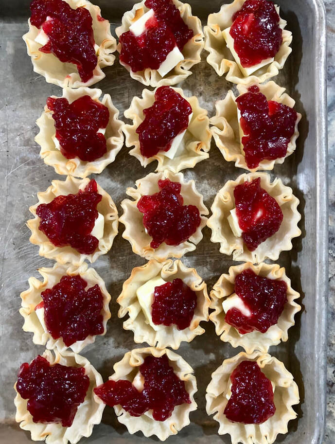 Cranberry Brie Bites - CookingwithDFG
